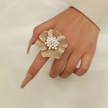 Big Gold Color Flower indiai gyűrű női klasszikus vintage fehér CZ gyöngyök állítható gyűrű koreai stílusban