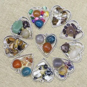 Természetes zúzott kőgyanta szív alakú medál többszínű nyaklánc Reiki Charm DIY divat ékszer kiegészítők nagykereskedelem 12Pcs